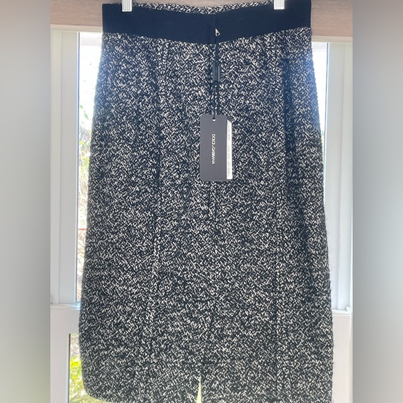 Dolce & Gabbana Tweed Pencil Skirt / Size 42 - Picture 2 of 3